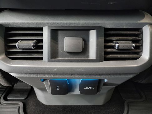Used 2022 Ford F150 XLT w/ Equipment Group 302A High AWD/4WD image 41