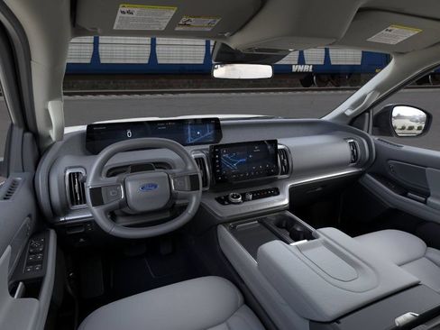 New 2026 Ford Expedition Active RWD image 40
