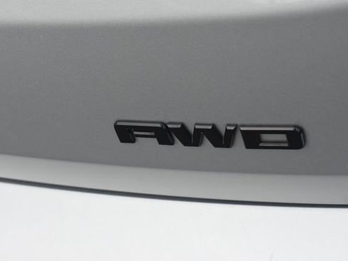 Certified 2021 GMC Terrain SLE w/ Driver Convenience Package AWD/4WD image 16