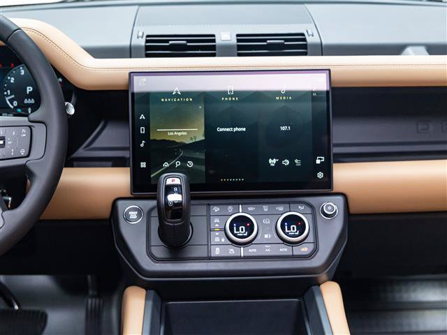 New 2026 Land Rover Defender 110 X-Dynamic SE AWD/4WD image 29