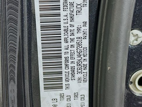 Used 2017 RAM 2500 Laramie w/ Off Road Package image 12