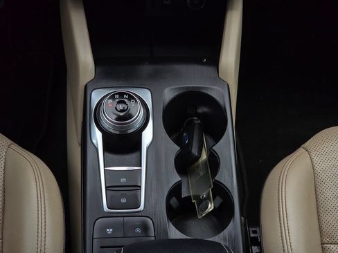 Used 2020 Ford Escape SEL FWD image 16