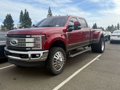 Used 2017 Ford F350 Lariat w/ Tow Technology Bundle image 1