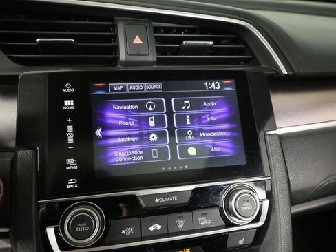 Used 2016 Honda Civic Touring image 34