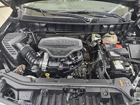 Used 2017 Cadillac XT5 Premium Luxury w/ LPO, Wheel Lock Package image 42