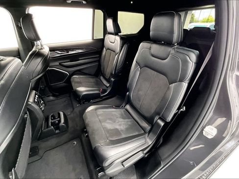 Used 2021 Jeep Grand Cherokee L Laredo AWD/4WD image 34
