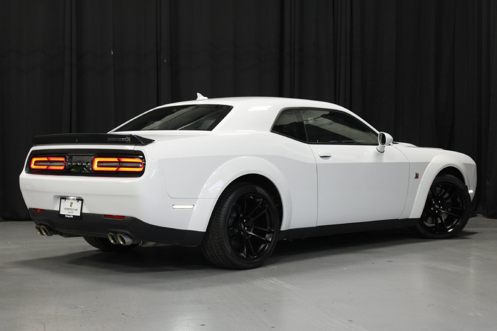 Used 2023 Dodge Challenger R/T Scat Pack RWD image 7