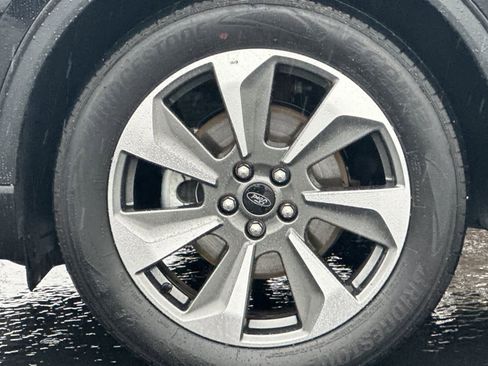 Certified 2025 Ford Escape Platinum image 27