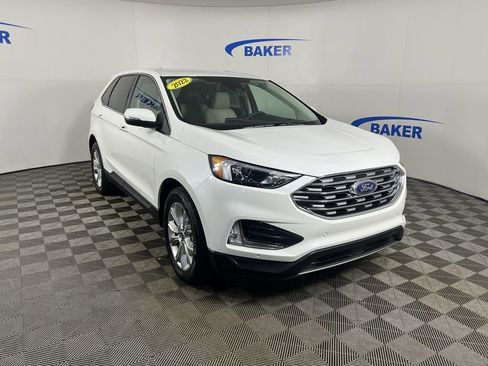 Used 2022 Ford Edge Titanium AWD/4WD image 2