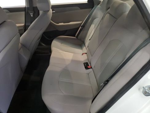 Used 2018 Hyundai Sonata SE w/ Cargo Package FWD image 26