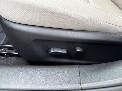 Used 2023 Nissan Altima 2.5 SV image 16