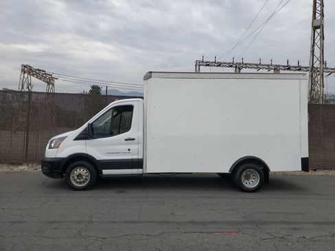 Used 2023 Ford Transit 350 DRW RWD image 8