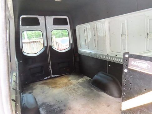 Used 2021 Mercedes-Benz Sprinter 2500 image 15