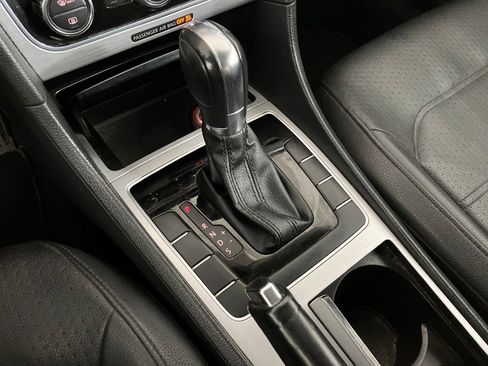 Used 2012 Volkswagen Passat 2.5 SE image 27