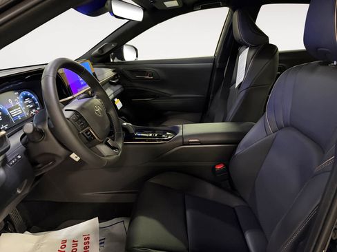 New 2026 Toyota Crown Limited image 9