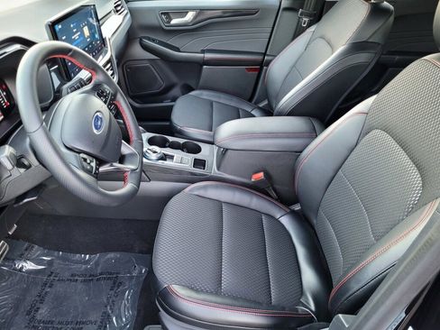 Used 2024 Ford Escape ST-Line w/ Equipment Group 301A image 11