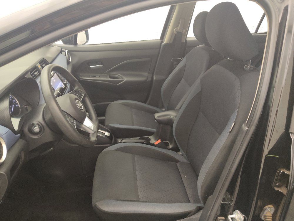 Used 2023 Nissan Versa SV FWD image 17