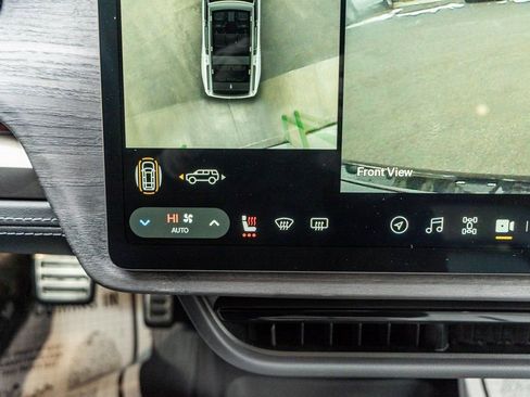 Used 2024 Rivian R1S Adventure image 10