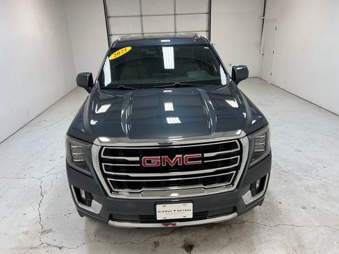 Used 2021 GMC Yukon SLT w/ SLT Luxury Package AWD/4WD image 7