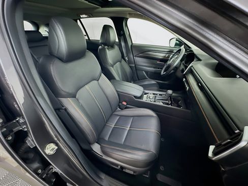 Used 2025 MAZDA CX-50 AWD 2.5 Hybrid w/ Premium Pkg image 33