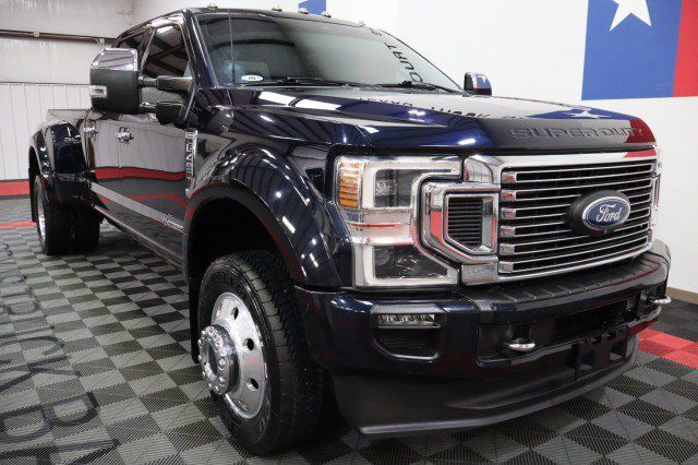 Used 2021 Ford F450 Platinum w/ FX4 Off-Road Package AWD/4WD image 19