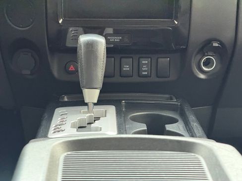 Used 2014 Nissan Titan SV w/ SV Value Truck Package image 31