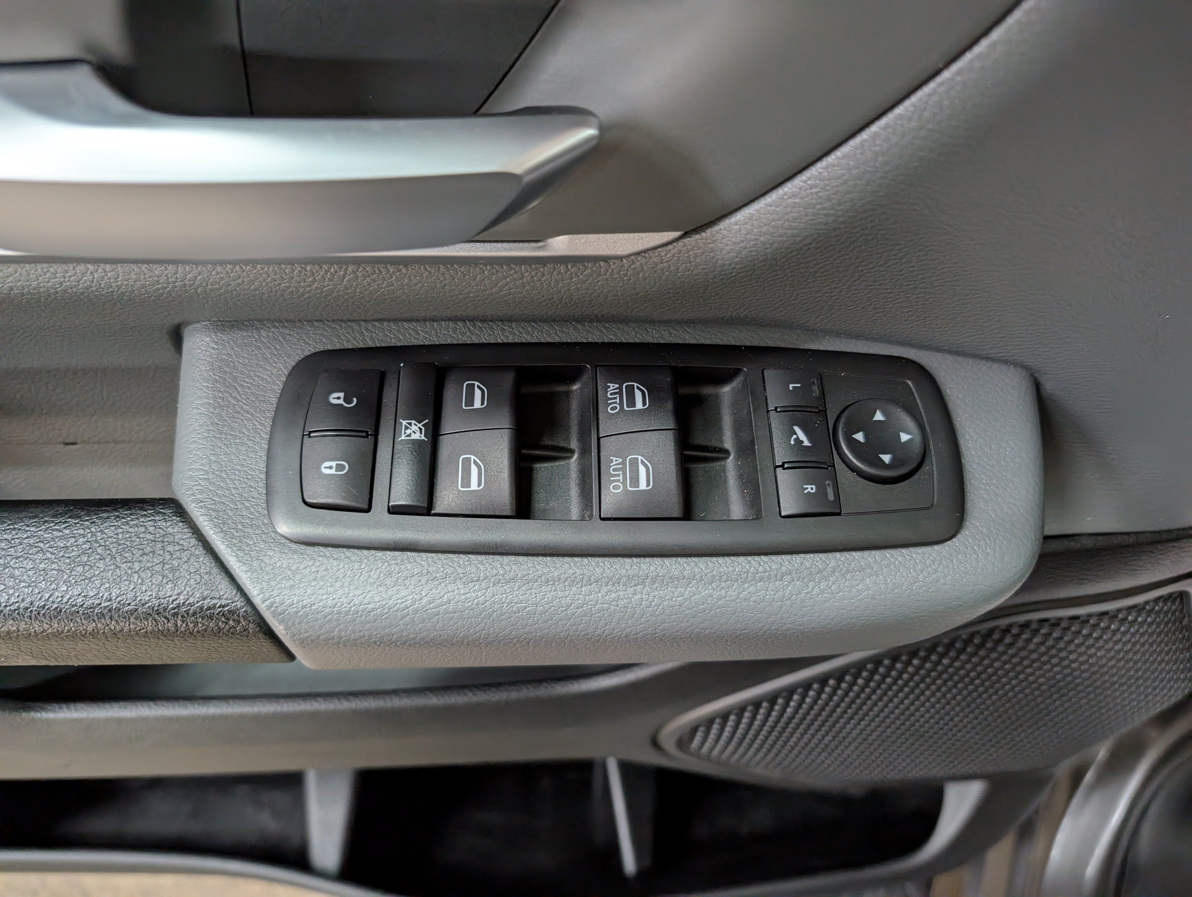 Used 2020 RAM 1500 Big Horn AWD/4WD image 10