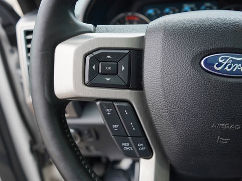 Used 2017 Ford F350 Platinum w/ Platinum Ultimate Package image 29