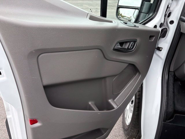 Certified 2025 Ford Transit 250 Low Roof w/ Exterior Upgrade Package RWD image 14