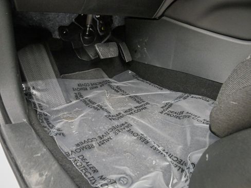 Used 2026 Honda HR-V LX image 17