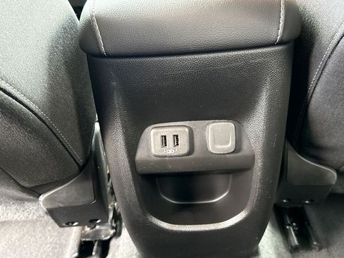 Used 2019 Chevrolet Colorado LT w/ LT Convenience Package AWD/4WD image 19