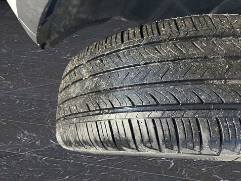 Used 2024 Hyundai Tucson Limited image 37