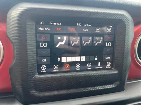Certified 2018 Jeep Wrangler Rubicon AWD/4WD image 30