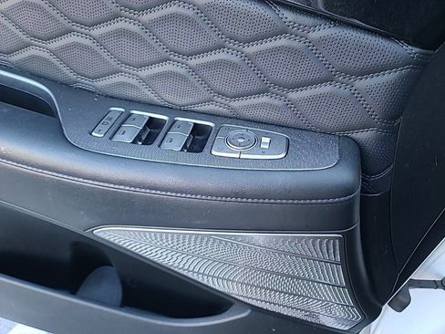 Used 2021 Hyundai Palisade Calligraphy image 6