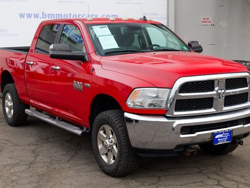 Used 2015 RAM 2500 SLT image 10