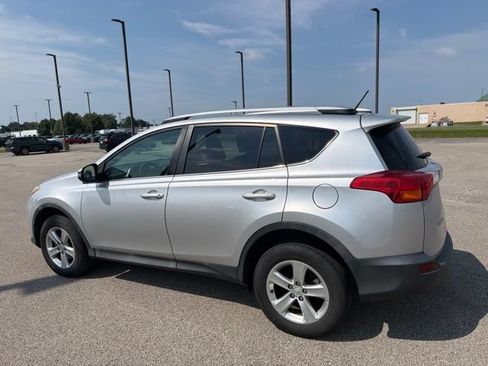 Used 2014 Toyota RAV4 XLE AWD/4WD image 12