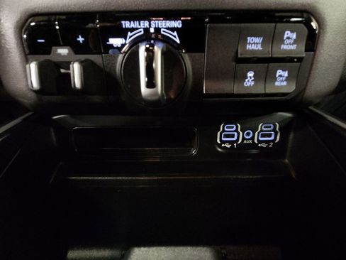 Used 2021 RAM 1500 Big Horn image 19