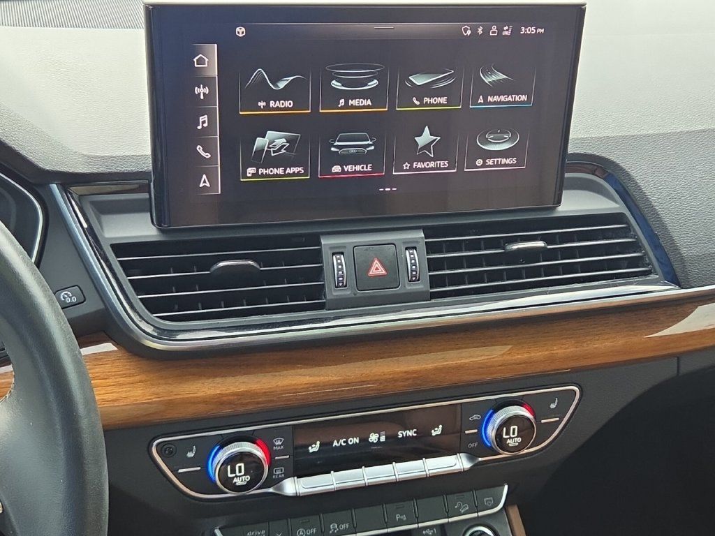 Used 2021 Audi Q5 Premium w/ Premium Plus Package AWD/4WD image 22