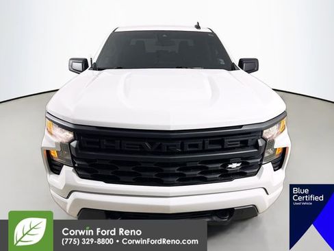 Used 2022 Chevrolet Silverado 1500 Custom image 2