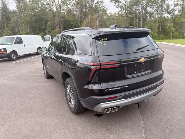 Used 2026 Chevrolet Traverse LT AWD/4WD image 17