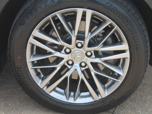 Used 2023 Acura MDX SH-AWD w/ Advance Package image 3