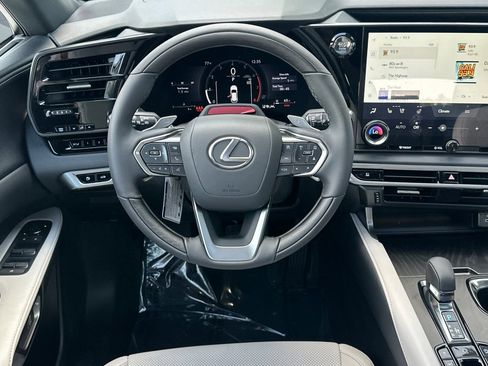 New 2026 Lexus RX 350 AWD image 25