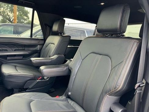 Used 2022 Ford Expedition Max Platinum AWD/4WD image 23