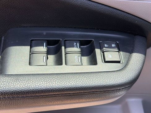 Used 2022 Honda Pilot Special Edition image 13