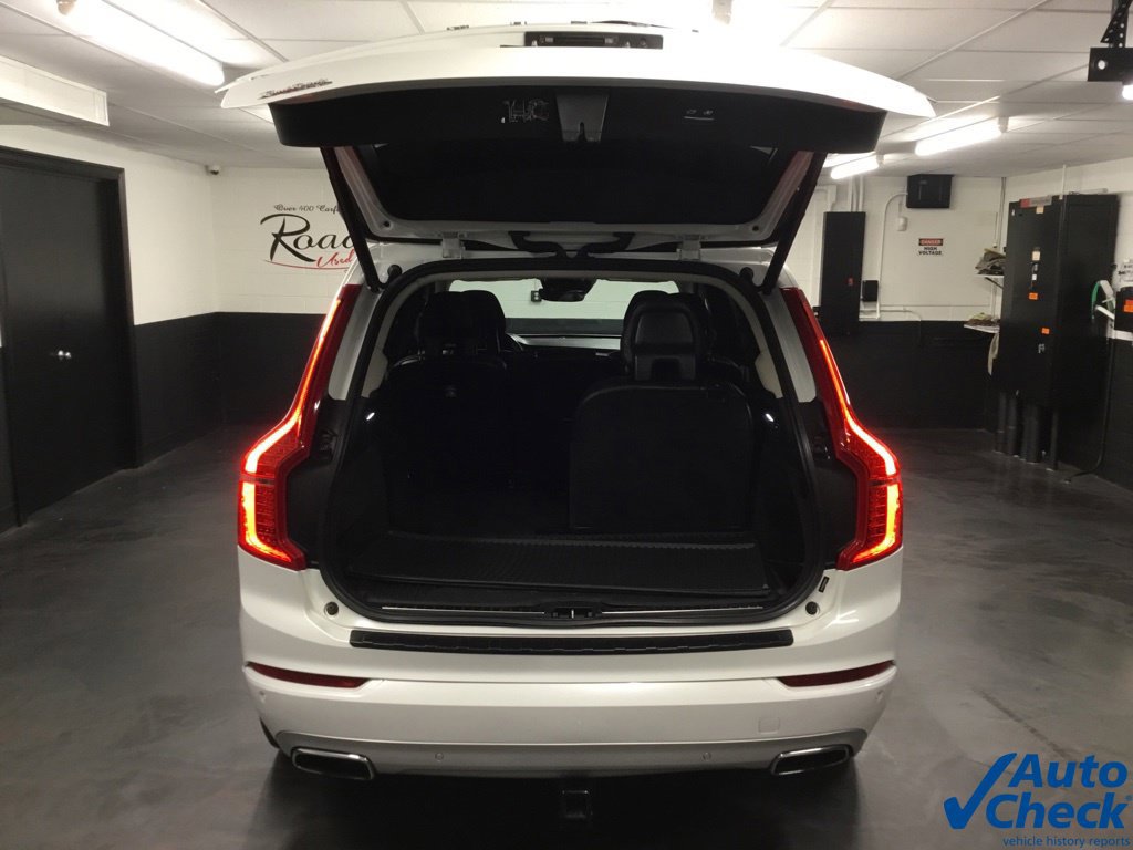 Used 2021 Volvo XC90 T6 Momentum AWD/4WD image 12