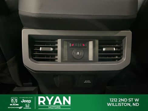 Used 2024 Ford F250 Lariat w/ Sport Appearance Package image 45