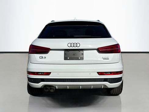 Used 2016 Audi Q3 2.0T Prestige w/ Prestige Package image 4