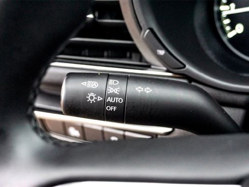 Certified 2025 MAZDA MAZDA3 s image 19