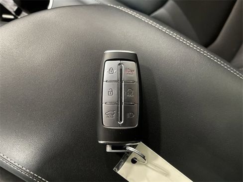 Used 2023 Genesis GV70 2.5T w/ Select Package image 33