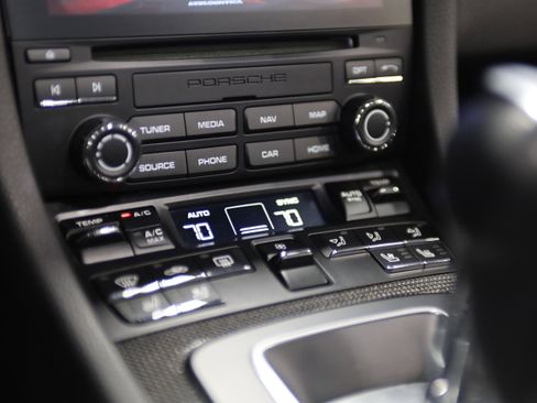Used 2019 Porsche 911 Targa 4S AWD/4WD image 30